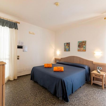 Hotel Thalas Club ตอร์เรเดลลอร์โซ ภายนอก รูปภาพ