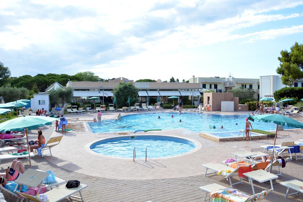 Hotel Thalas Club ตอร์เรเดลลอร์โซ ภายนอก รูปภาพ